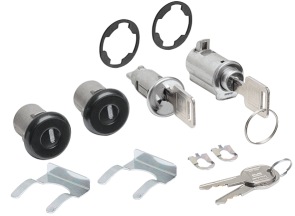 CHEVY & GMC TRUCKS & SUVS 1967-1972 - Matched Lock Set with Black Door Locks