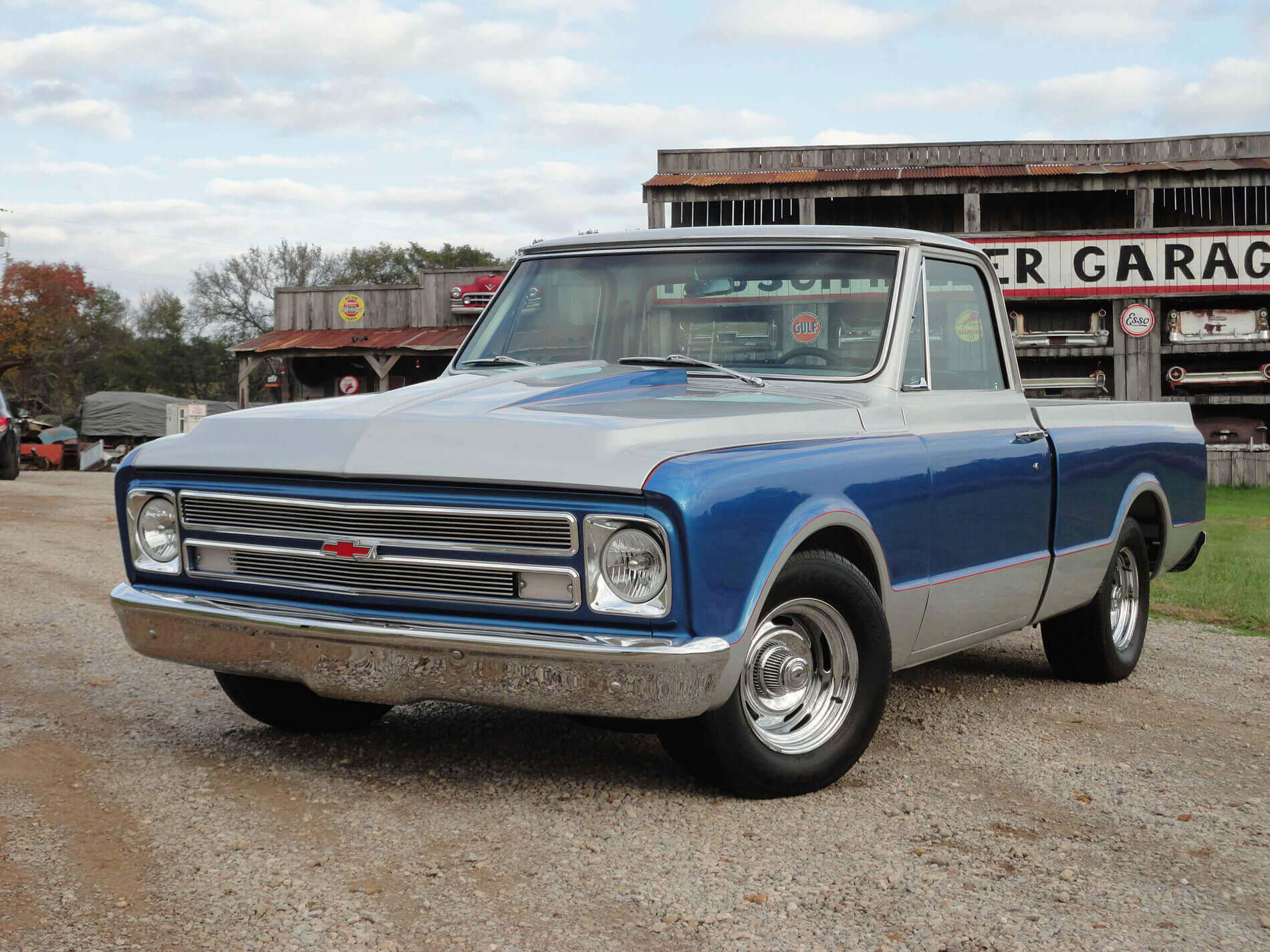 LMC Truck: Lowla Growl - 1967 Chevrolet C10